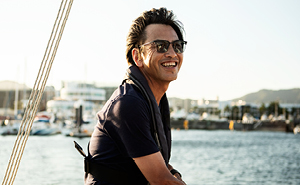 Person wearing anti reflective lenses